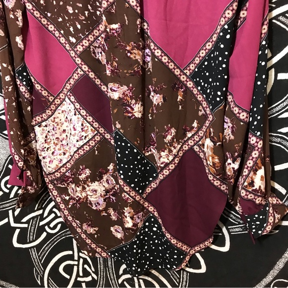 NEW Maurices Atwood Pink Floral Patchwork Style Fall Blouse Button Front Medium - Picture 6 of 13